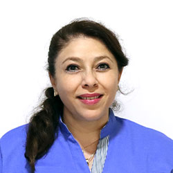 Lic. Ana Flores